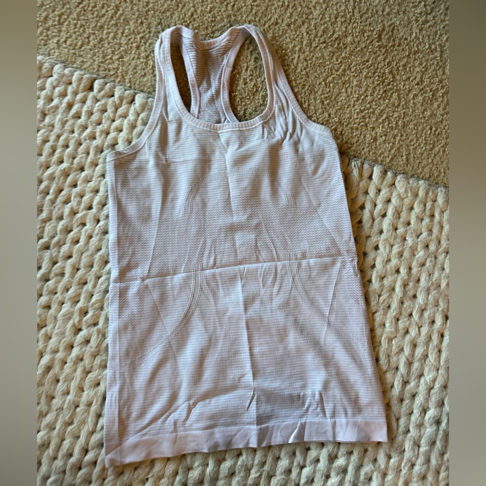 Lululemon swiftly tank light pink size 4